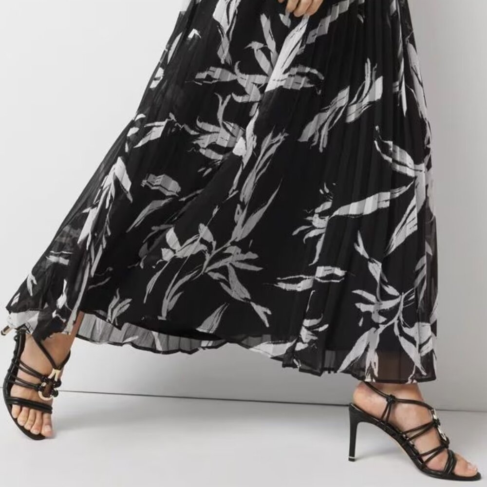WHBM $190 Halter Pleated Maxi Dress Black White 10 Sundress Cutout Chiffon - Picture 7 of 8